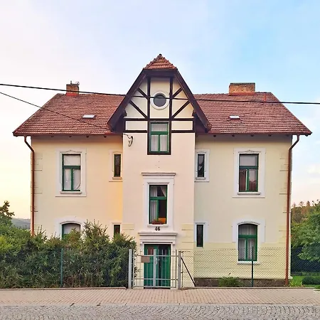 Apartman Nad Hradem Týnec nad Sázavou Exteriér fotografie